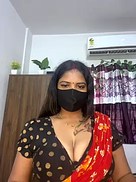 Snapshot of V-Hot-Sweti chatting on October 2025 08:49:01 AM V-Hot-Sweti online show from October 2025 08:49:01 AM