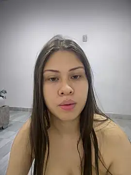 Snapshot of Layla_fontainex_x chatting on July 2026 02:14:02 PM Layla fontainex x online show from July 2026 02:14:02 PM