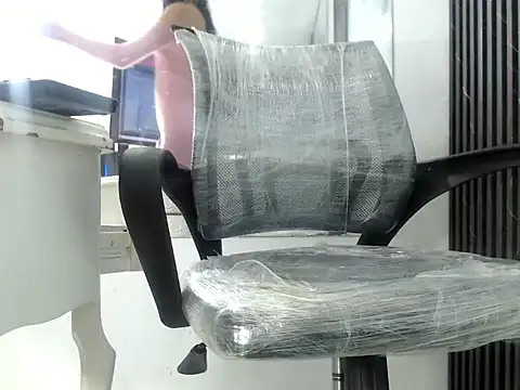 CamelyHott online show from November 2025 03:17:02 AM