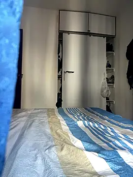 zaracollins01 online show from January 2026 06:37:01 PM