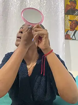 zaracollins01 online show from November 2025 03:40:02 AM