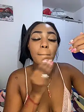 zaracollins01 online show from February 2026 12:22:01 AM