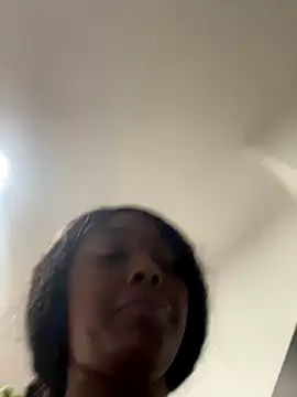 zaracollins01 online show from September 2025 08:15:02 PM