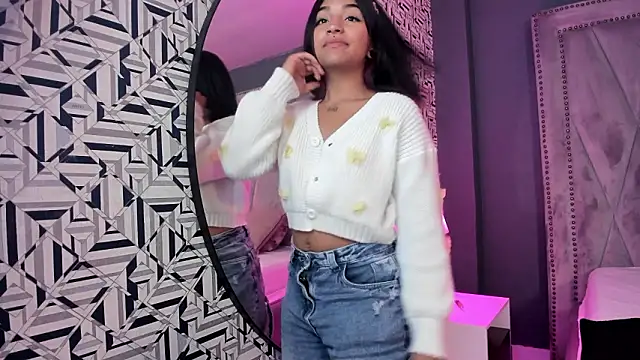 Manelyk evanss  online show from February 2026 04:18:02 PM