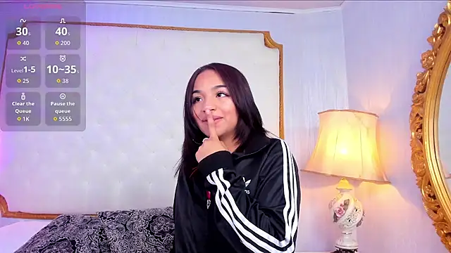 Snapshot of Manelyk_evanss_ chatting on November 2025 11:10:02 AM Manelyk evanss online show from November 2025 11:10:02 AM