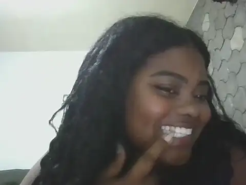 LunaSthena online show from October 2025 12:42:01 AM