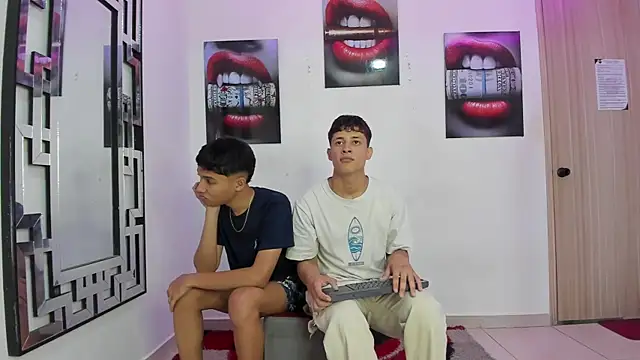 Snapshot of GRETTY_BOYS chatting on December 2025 01:28:02 AM GRETTY BOYS online show from December 2025 01:28:02 AM