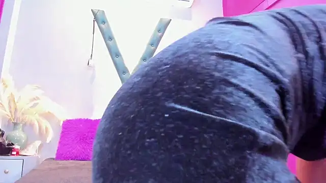 AtheneaBrownn online show from February 2026 07:24:01 PM