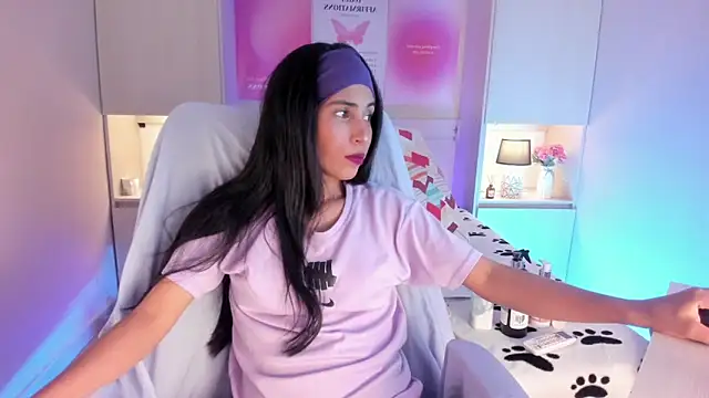 LexxaQueen online show from February 2026 04:10:01 AM