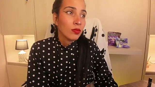 LexxaQueen online show from February 2026 04:01:02 AM