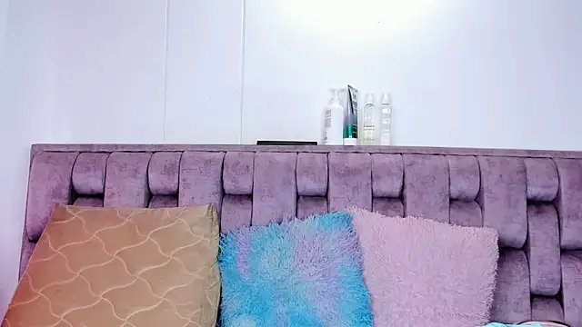 Alexa-Hunter online show from February 2026 08:06:02 PM