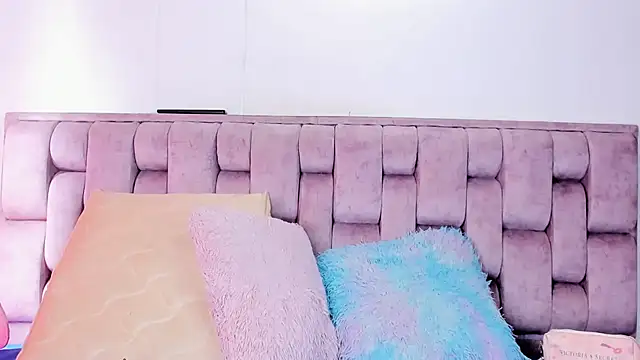 Alexa-Hunter online show from March 2026 06:53:02 PM