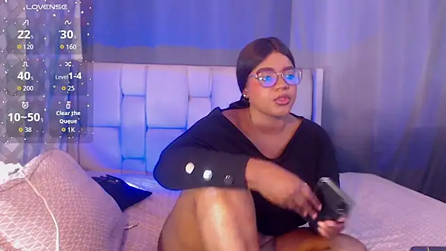 Snapshot of Mimi_Gil chatting on March 2026 11:45:02 PM Mimi Gil online show from March 2026 11:45:02 PM