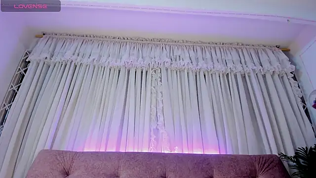 violet 77711 online show from March 2026 02:09:01 PM