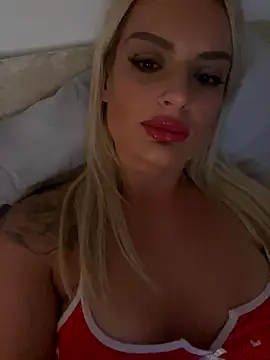 Seductive-SkyeXXX online show from October 2025 07:36:01 PM