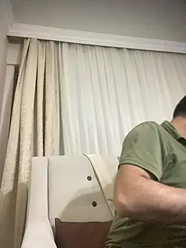 banuemre28 online show from June 2026 07:12:02 PM