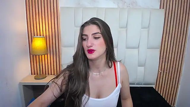 Dafne castro  online show from October 2025 07:14:01 PM