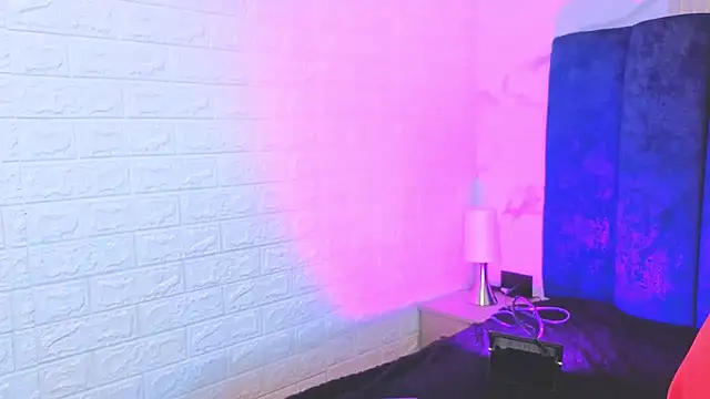 yunkeyc online show from December 2025 01:32:02 AM