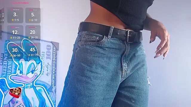 Snapshot of Aprill18_ chatting on October 2025 01:21:02 PM Aprill18 online show from October 2025 01:21:02 PM