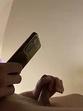 Snapshot of YHSexylove20 chatting on November 2025 02:47:02 AM YHSexylove20 online show from November 2025 02:47:02 AM