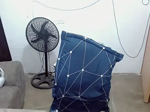 Dulce2415 online show from April 2026 02:51:02 AM