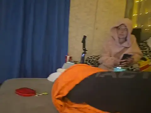 Snapshot of NikkyRider chatting on December 2025 09:20:01 PM NikkyRider online show from December 2025 09:20:01 PM