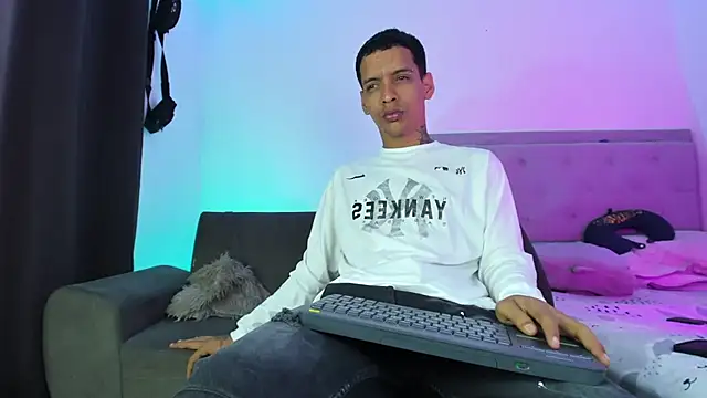 twinkDuohot online show from May 2026 11:56:01 PM