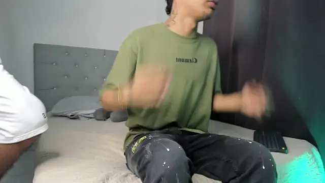 twinkDuohot online show from December 2025 06:01:02 AM