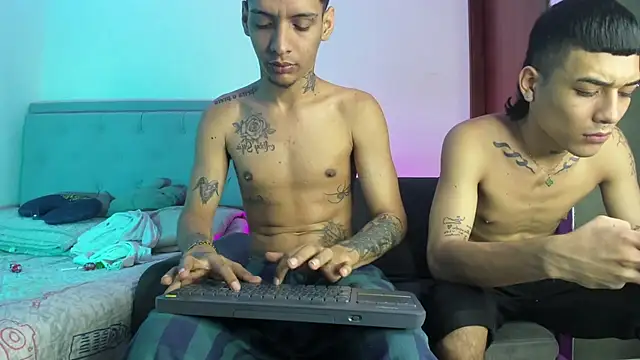 twinkDuohot online show from April 2026 12:13:02 AM