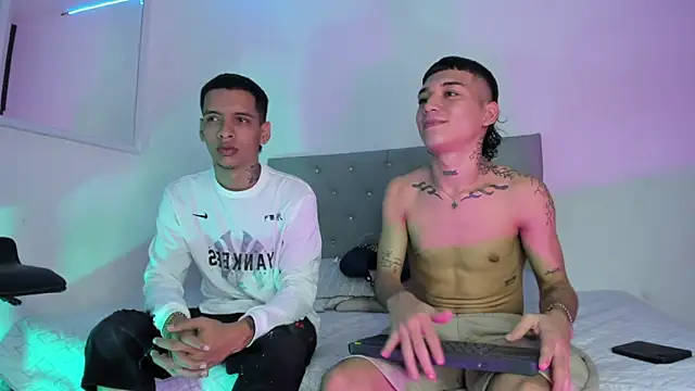 twinkDuohot online show from February 2026 11:04:01 PM