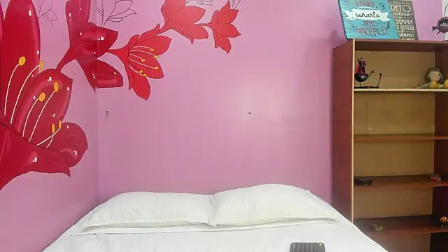 ValentinaLuxee online show from October 2025 08:09:02 PM
