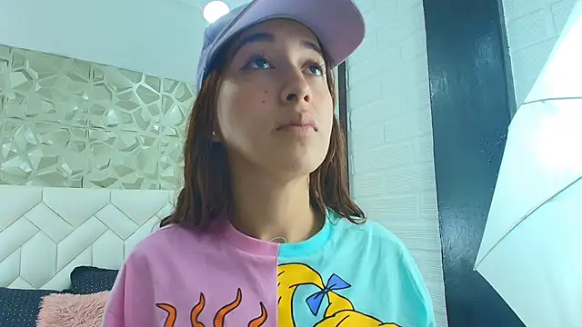 Snapshot of alaska__williams__ chatting on September 2025 10:59:01 PM alaska williams online show from September 2025 10:59:01 PM