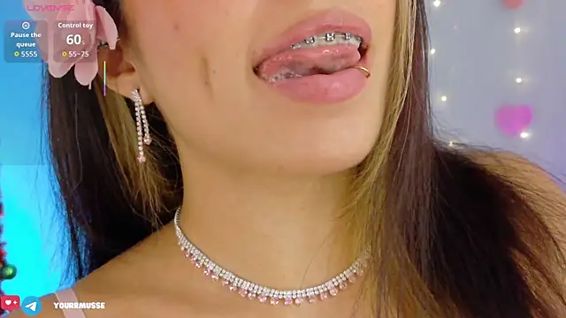 yourrmuse online show from January 2026 05:55:02 AM