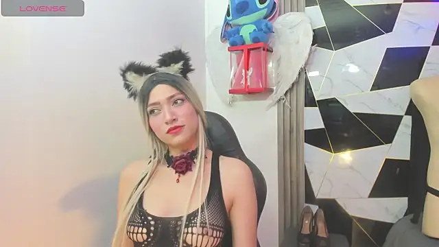 sophia arevalo online show from February 2026 03:17:02 AM