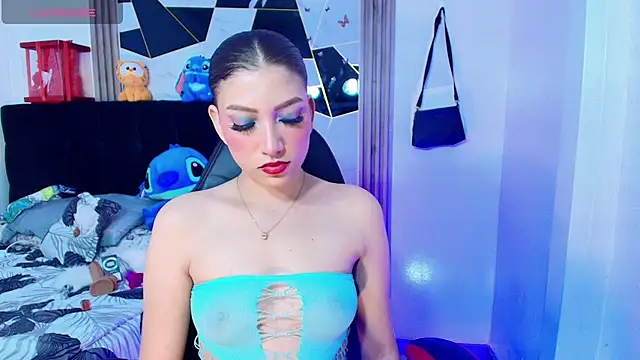 sophia arevalo online show from November 2025 03:18:01 AM