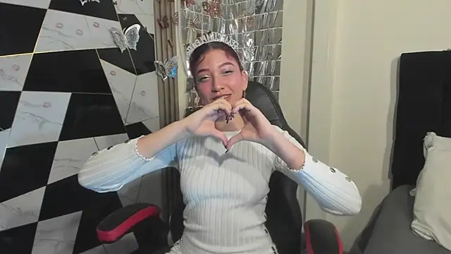 sophia arevalo online show from May 2026 02:24:02 AM