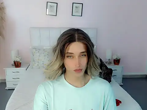 samantha bliss online show from October 2025 12:06:01 PM