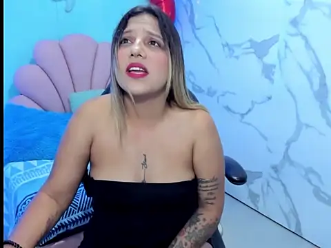 tiana breeze online show from September 2025 03:11:01 AM