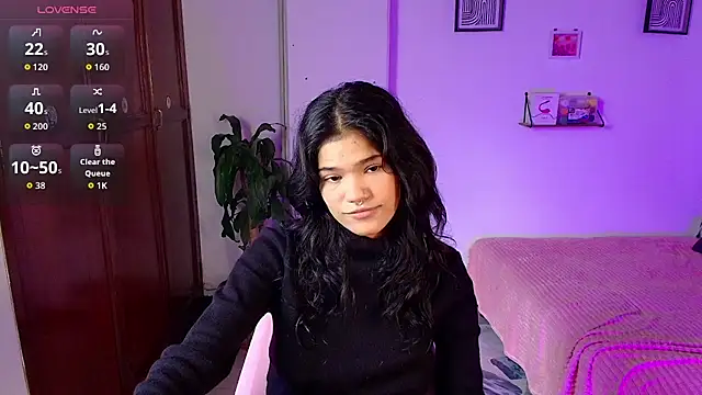 emycarver09 online show from October 2025 12:04:02 PM