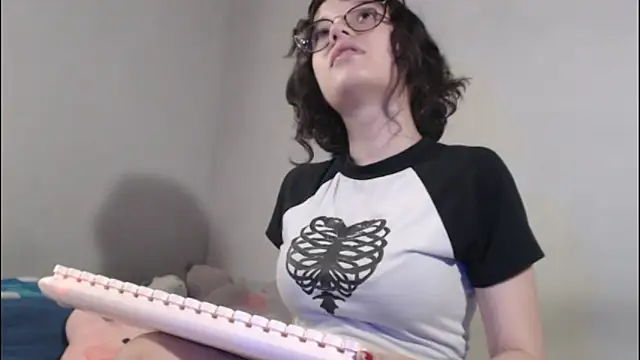 sukubo   online show from October 2025 05:56:01 PM