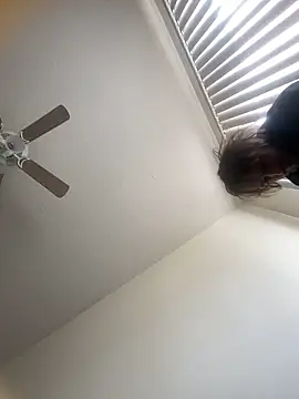 Mr nightfall online show from April 2026 06:10:02 PM