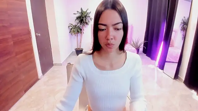 Snapshot of fox_valerie chatting on October 2025 02:50:02 PM fox valerie online show from October 2025 02:50:02 PM