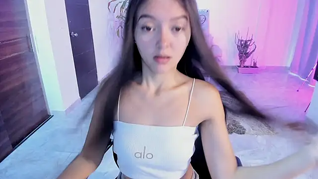 bella fox 1 online show from May 2026 02:25:01 PM