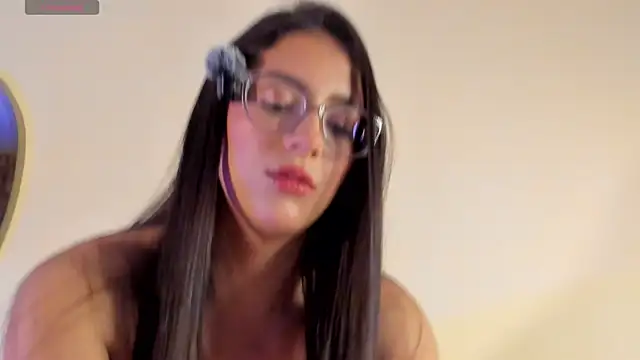 Snapshot of Vahl_- chatting on November 2025 04:12:01 AM Vahl - online show from November 2025 04:12:01 AM