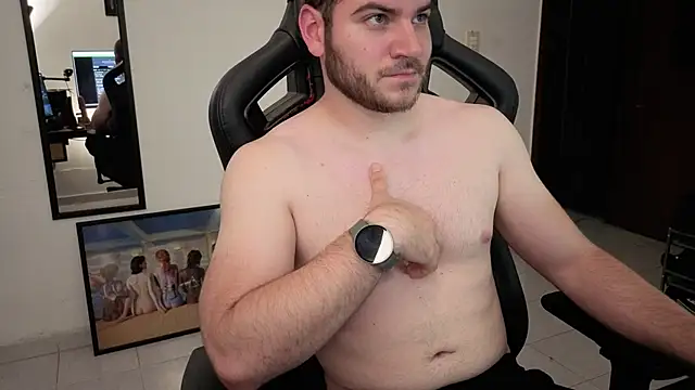 Snapshot of Paul00474 chatting on September 2025 08:58:01 PM Paul00474 online show from September 2025 08:58:01 PM