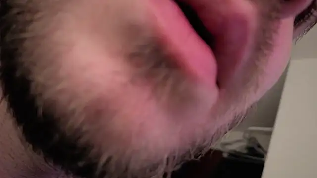 Snapshot of Paul00474 chatting on November 2025 12:47:02 AM Paul00474 online show from November 2025 12:47:02 AM