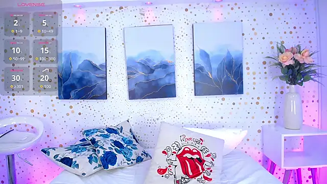 Emily Vaughan online show from November 2025 03:27:01 AM