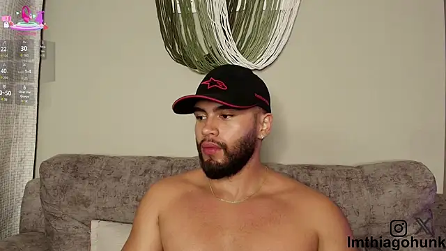 ThiagoHunk online show from October 2025 04:16:02 AM