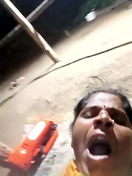 Snapshot of Sapna_cutt chatting on October 2025 12:01:02 AM Sapna cutt online show from October 2025 12:01:02 AM