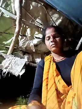 Snapshot of Sapna_cutt chatting on October 2025 11:08:01 PM Sapna cutt online show from October 2025 11:08:01 PM